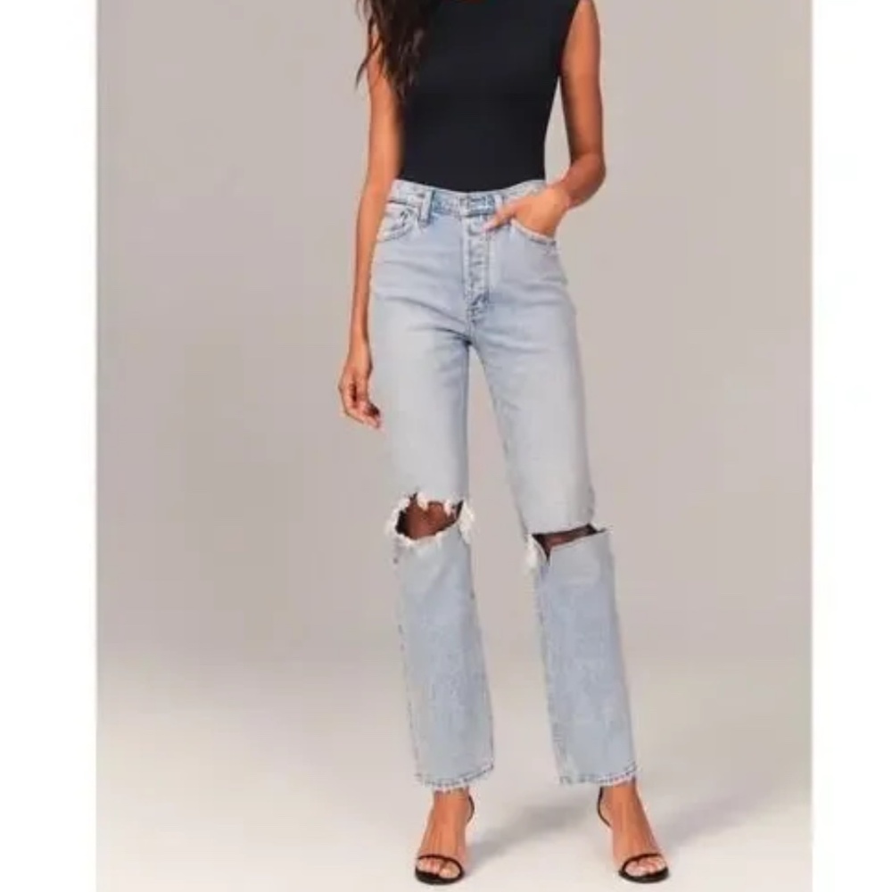 Abercrombie & Fitch The Dad High Rise Jeans Blue Blown Out Knee Light Size 5S